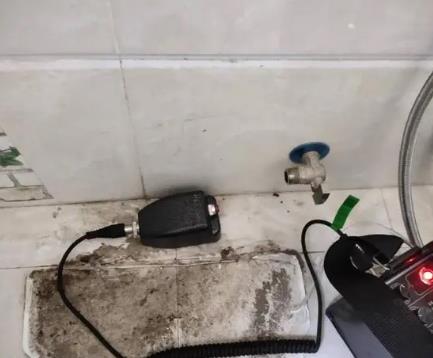 洛阳市屋顶漏水维修公司分享下卫生间漏水的危害及解决方法